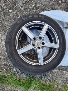 Hliníkové ráfky a letní pneumatiky značky NEXEN 215/60R17 - 2
