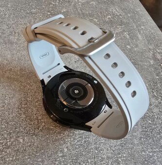 Samsung Galaxy Watch6 Classic 47mm jako nové - 2
