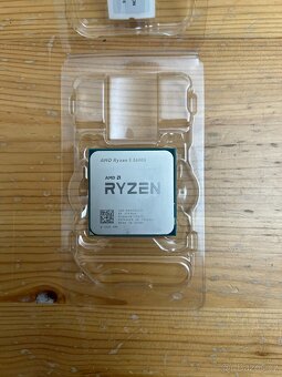 AMD RYZEN 5 5600G 6jader 12vláken 4.4GHz Socket AM4 Funkční - 2