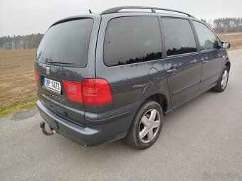 Seat Alhambra 2.0 TDI 7 mist - 2
