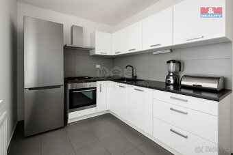 Prodej bytu 3+1, 71 m², Písek, ul. Vinařického - 2