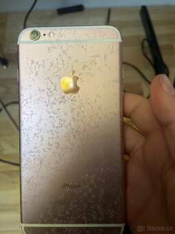 iPhone na náhradní díly - 2