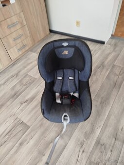Dětská autosedačka - 2