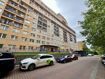 Pronájem byty 2+kk, 37 m2 - Praha - Troja, ev.č. 00056 - 2