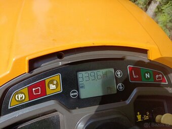 Zahradní traktor Stiga 4WD - 2