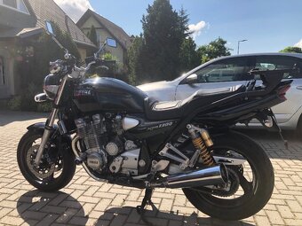 YAMAHA XJR 1300 SP - 2