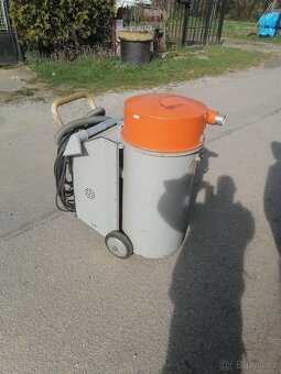 Vysavač - 2
