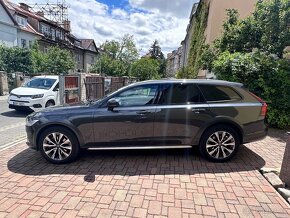Volvo V90 CC Ultimate Max výbava 11/23 ČR Polestar - 2