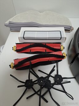 Robotický vysavač Roborock S5 Max - 2