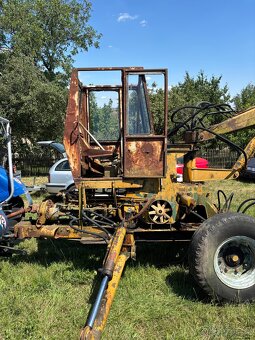 Nakladač uhnz 750 - 2
