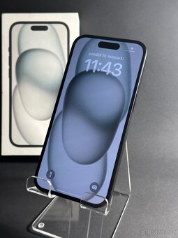 iPhone 15 černý - 2