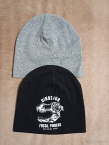 Chlapecké čepice 2ks - 2