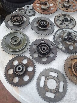 Zadní rozety jawa čz - 2