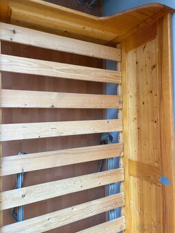 Postel s úložným prostorem - 2