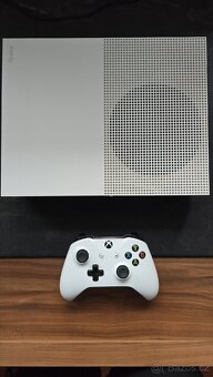 Xbox one s 1tb

 - 2