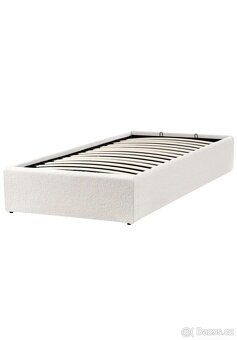 Postel s matrací - 2