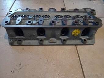 Hlava motoru Š120 - 2