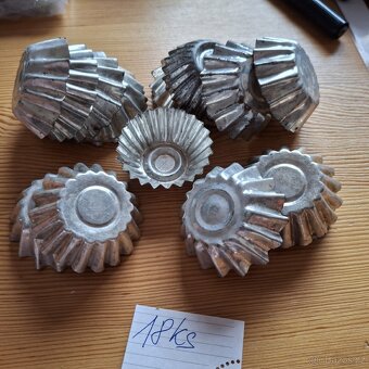 Formičky na pečení – košíčky 16 ks - 2