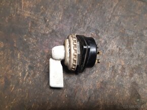 starý přepínač - 2