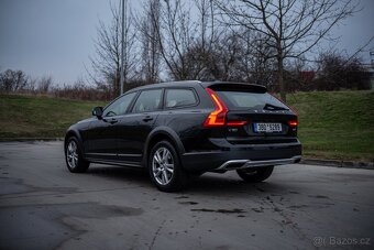 Volvo V90 D4 Cross Country, MANUÁL, VZDUCH - 2