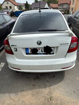 ŠKODA OCTAVIA 2 2.0TSI 143 kW RS DSG - 2