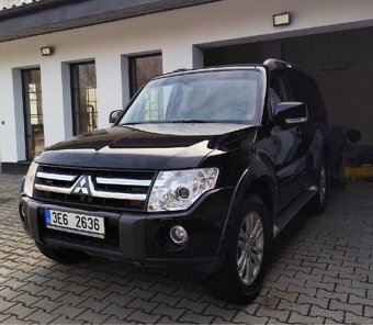 Mitsubishi Pajero 3.2 V8 140kw najeto 120tis - 2