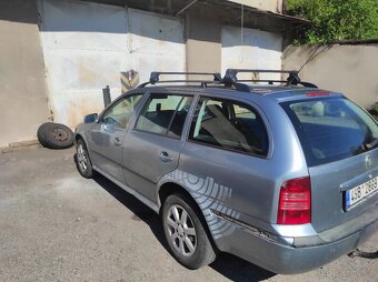 Škoda Octavia - 2
