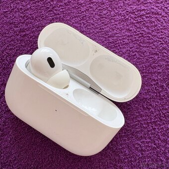 Apple AirPods Pro (2022) - 2