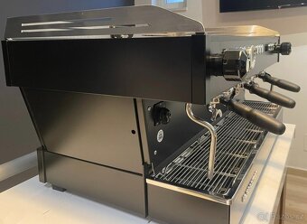 Kávovar La Marzocco Linea PBX 3AV, custom black - 2