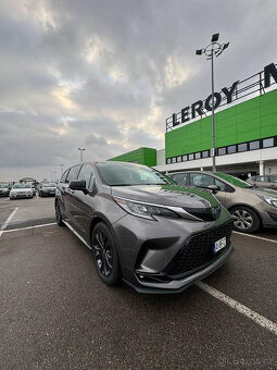 Toyota Sienna XSE 2022 - 2