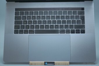 ZÁRUKA/Macbook Pro 15.4" TB/I7 2.6GHZ/16GB RAM/512GB SSD/CZ - 2