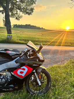 Aprilia rs4 125 - 2