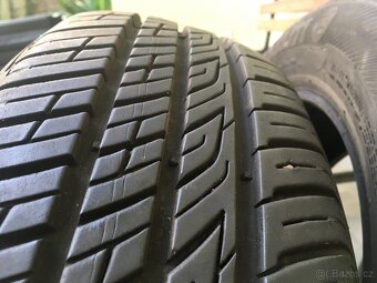 Pneu 185/65 R14 - 2
