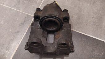 BMW e32 e34 - 2