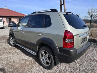 Hyundai Tucson 2.0CRDI 4x4 NÁHRADNÍ DÍLY - 2