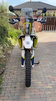 Husqvarna 701 enduro - 2