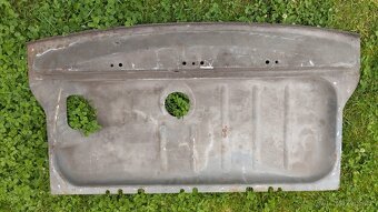 Dno kufru i s vaničkou na Škoda 100, Škoda 110LS, Škoda 110R - 2
