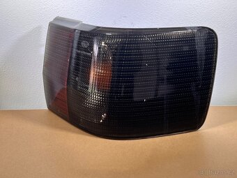 Zadní pravé světlo HELLA Black – Audi 80 B3/B4 - 2