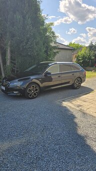 PRODÁM ŠKODU SUPERB 3 Laurin a Klement - 2