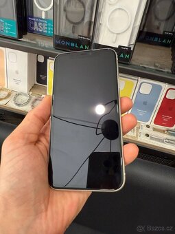 Prodám iphone 11 128gb - 2