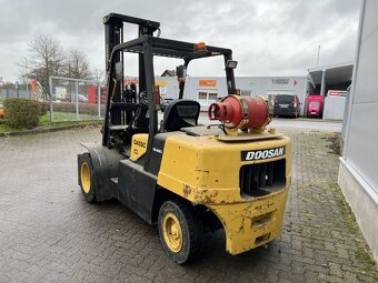 Vysokozdvižný vozík Daewoo - 2