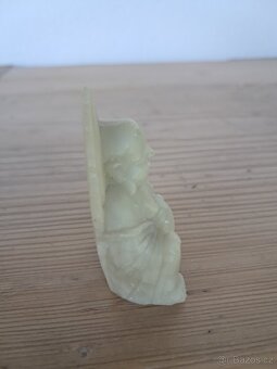 Soška Buddhy z kamene - 2