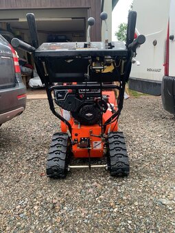 Profi fréza Ariens Compact 24 na pasech - 2