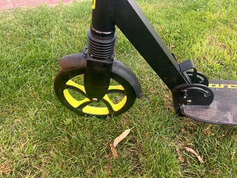 Skládací koloběžka QRUISER, kolečka 200mm - 2