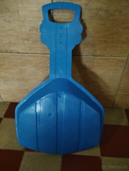 Sáňkovací kluzák - modrý - 2