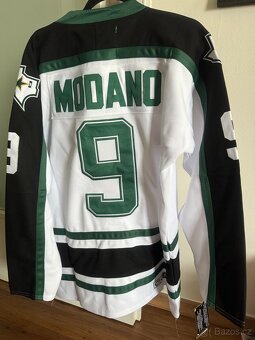 Mike Modano 9 Dallas Stars - 2