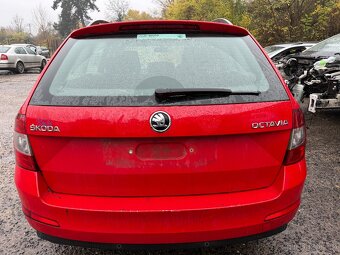zadni pate dvere Skoda Octavia 3 kombi cervene - 2
