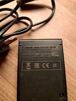 nNabíječka baterií Canon CB-2LFE/CB-2LF. - 2