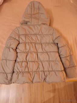 Dívčí zimní bunda vel.134 - 2