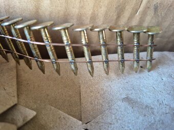 Hřebíky do hřebíkovačky makita - 2